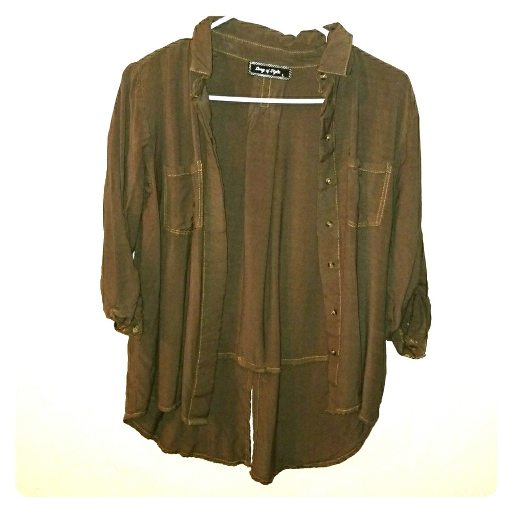 3/4 sleeve button up